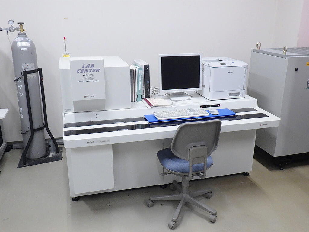 シーケンシャル型蛍光Ｘ線分析装置（XRF）　島津　XRF-1800